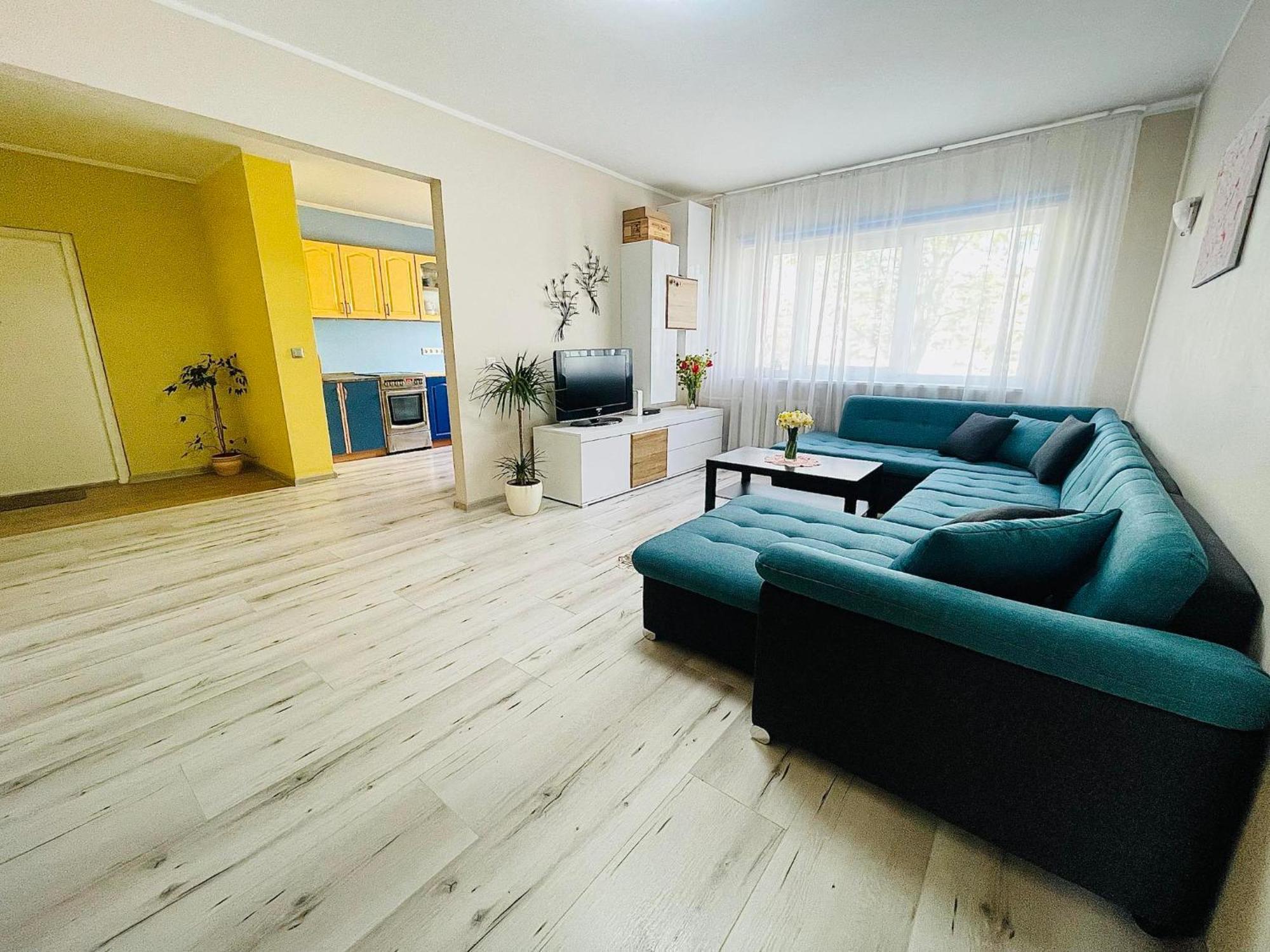 Mai 8 - 2 Bedroom With Sunny Balcony